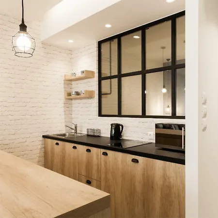 Designer - Stroll To The Acropolis Apartment *